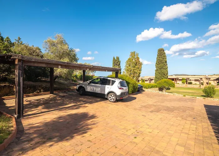 Дом отдыха Golfo Marinella